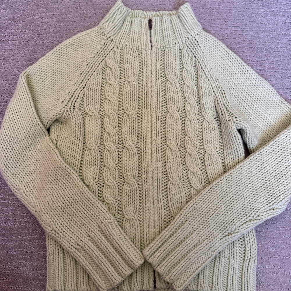 GAP Sweater Zip-Up - Picture 3 of 6